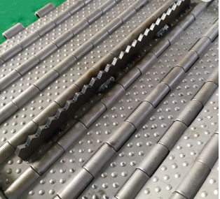 Nastro trasportatore galvanizzato della catena del piatto di acciaio inossidabile per il chip